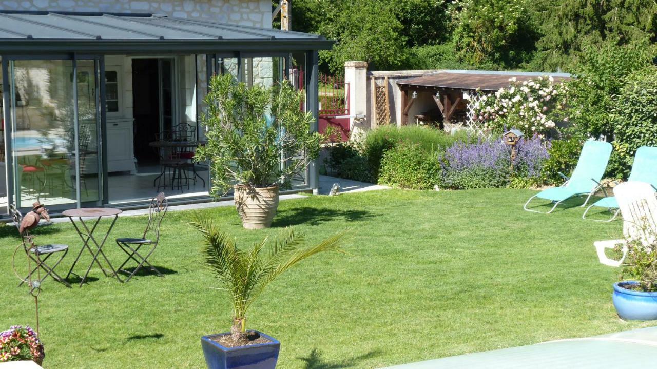 La Cyrillaure Bed & Breakfast Mosnes Exterior photo